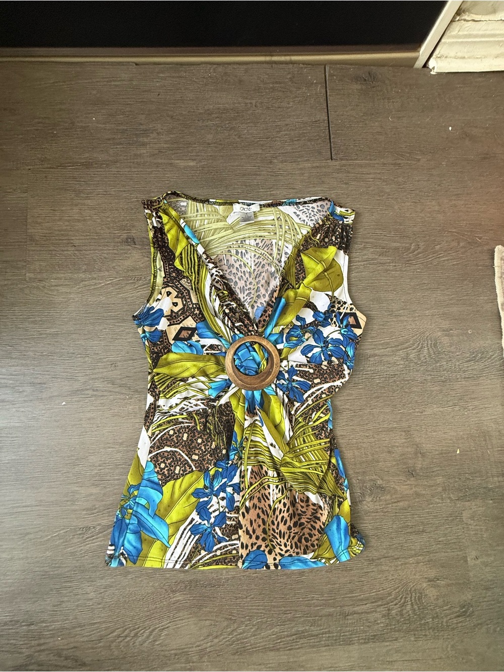 Cache Tropical Print V-Neck Camisole with Wood Ring - Blue & Green